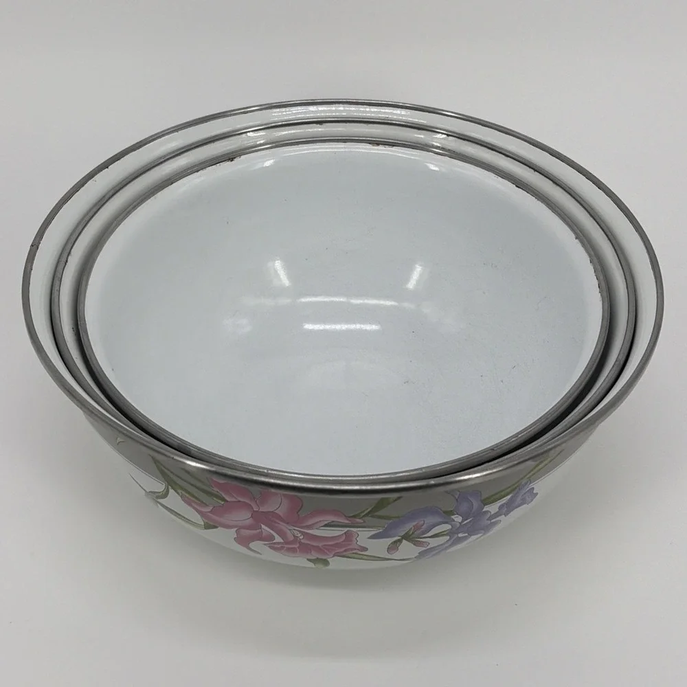 3 Vintage  Enameled Mixing Bowls Iris / Floral pattern GMI - Dishwasher Safe